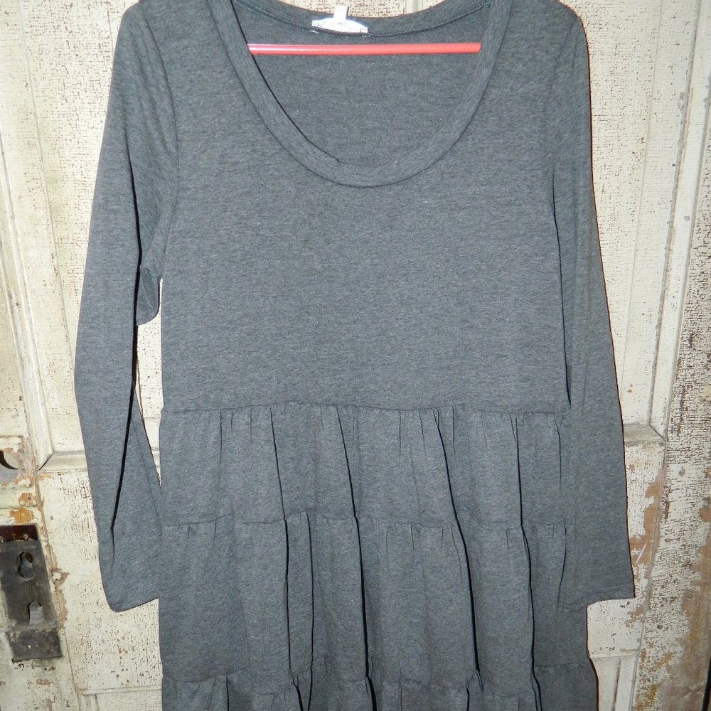 Easel Ruffle Baby Doll Gray Dress Size M (BB-10)